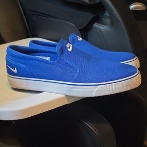 Nike Blue Slip-On Loafers with Canvas Upper